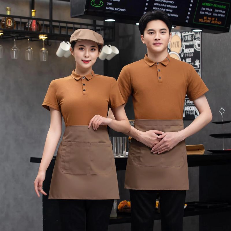 Nhân viên phục vụ quán cafe